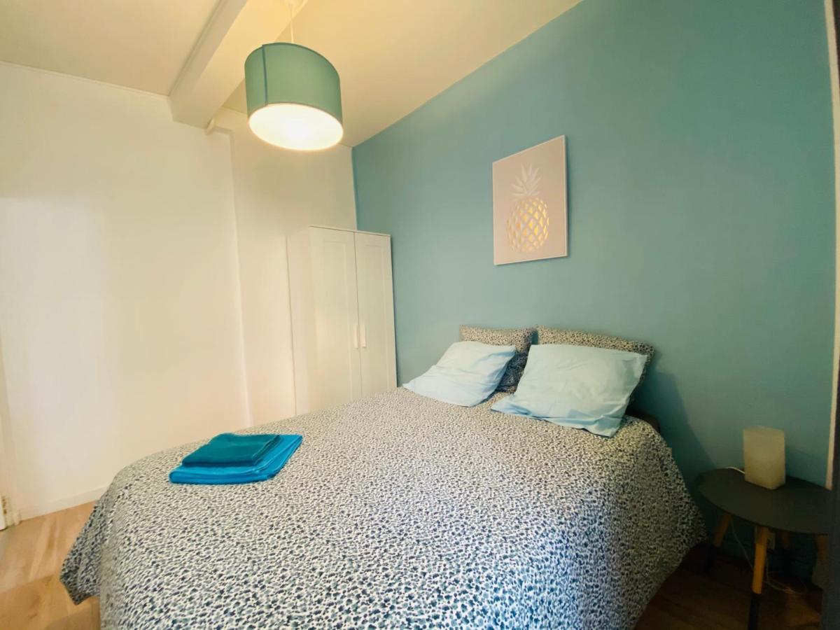 Nid Douillet Sur Plateau Central Clermont-Ferrand Luaran gambar