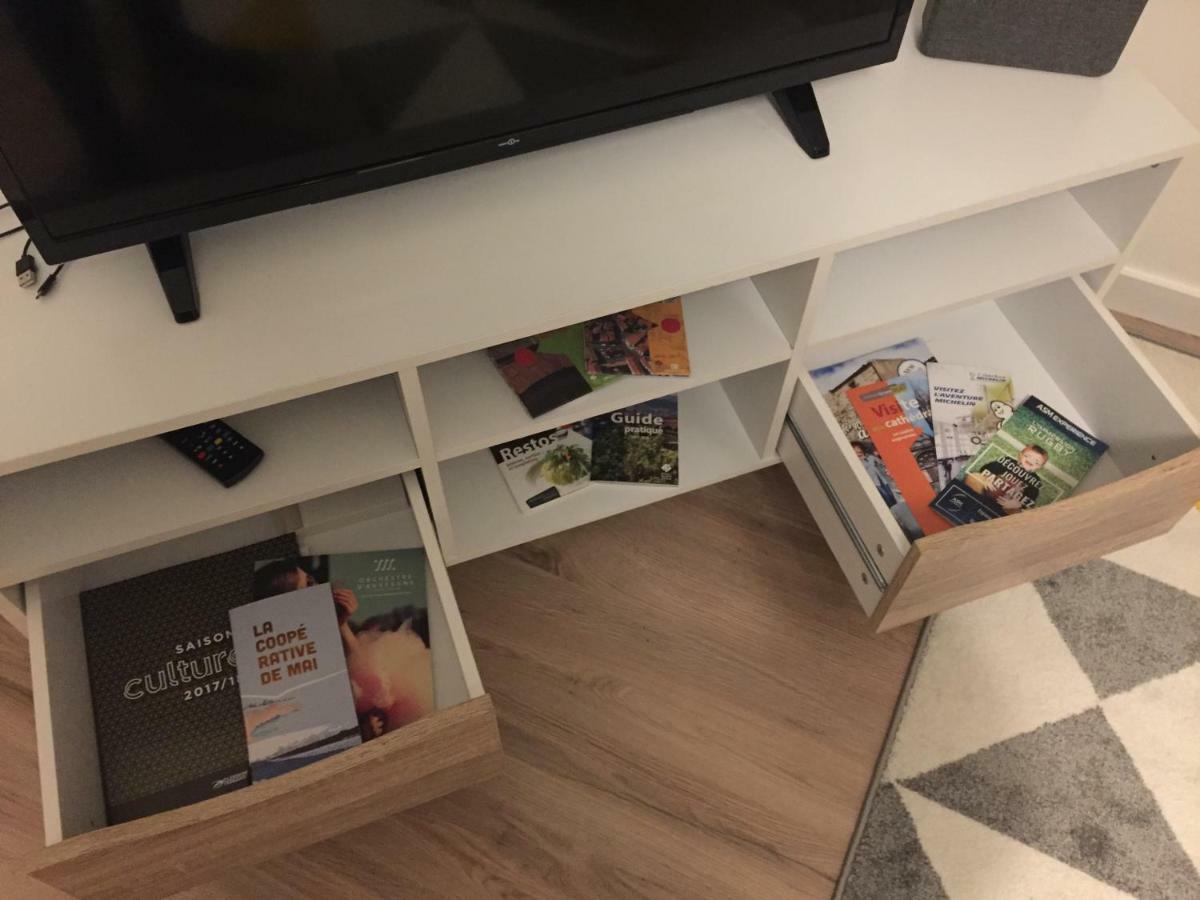 Nid Douillet Sur Plateau Central Clermont-Ferrand Luaran gambar